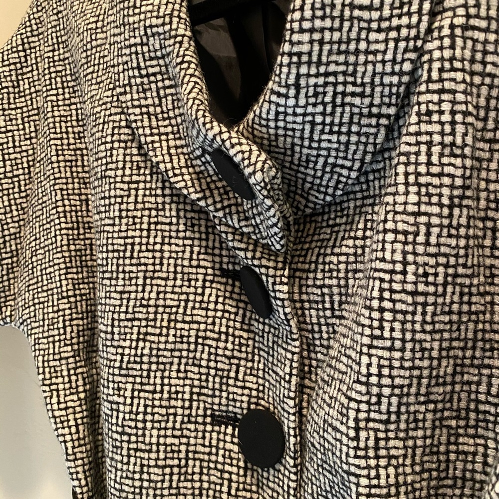 Dressy Lady Jacket - Picture 2 of 6
